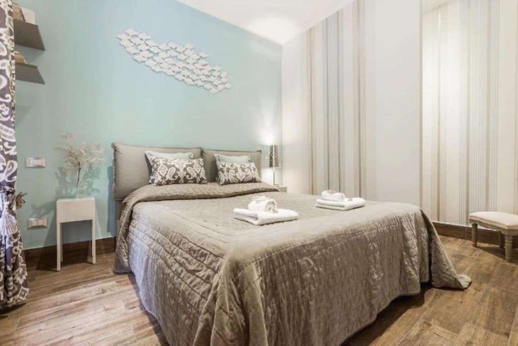 Lily'S - Near Harbor And Downtown With Terrace - Italy Flat Vacation Apartment Genoa Bagian luar foto