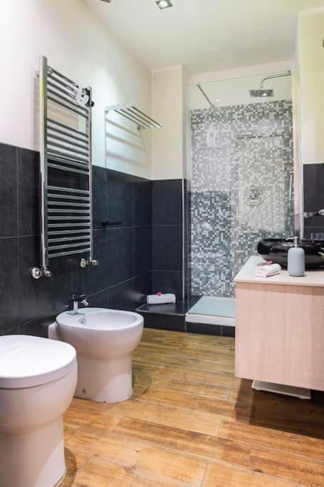 Lily'S - Near Harbor And Downtown With Terrace - Italy Flat Vacation Apartment Genoa Bagian luar foto